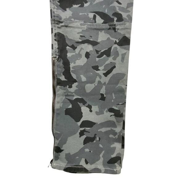 DKNY Ludlow Skinny Jean Women 10 Mid Rise Utility Stretch Cargo Camouflage Pants - Picture 8 of 11